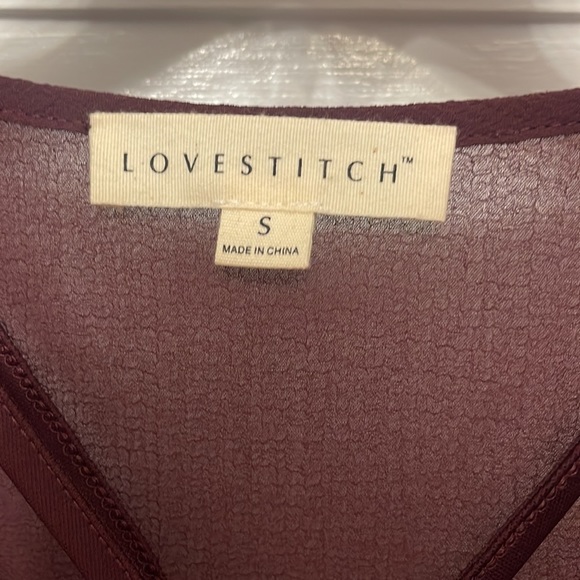 Love Stitch lace sleeveless top size small - Picture 2 of 8